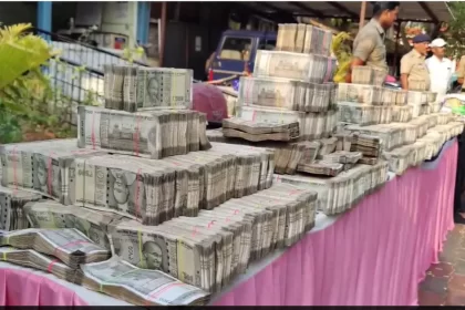 8c6ulq2 karnataka bellary raid 625x300 07 April 24 -