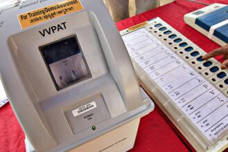 IMG IMG EVM VVPAT Kar 2 1 USCHN8FU -