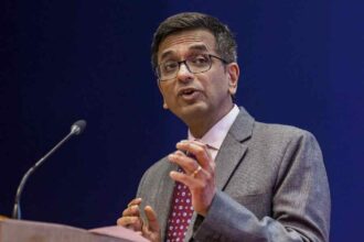 1727774136 chandrachud 1 -